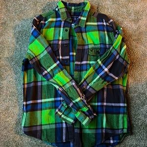 AE green/navy plaid flannel